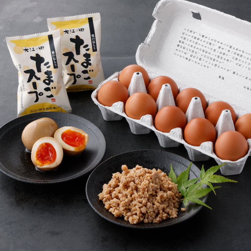 しっかり味の味たまご、旨みたっぷりの鶏そぼろ、優しい味わいのたまごスープ。どれもごはんと相性抜群！ 毎日の食卓に、ちょっとしたご褒美にもおすすめのセットです。