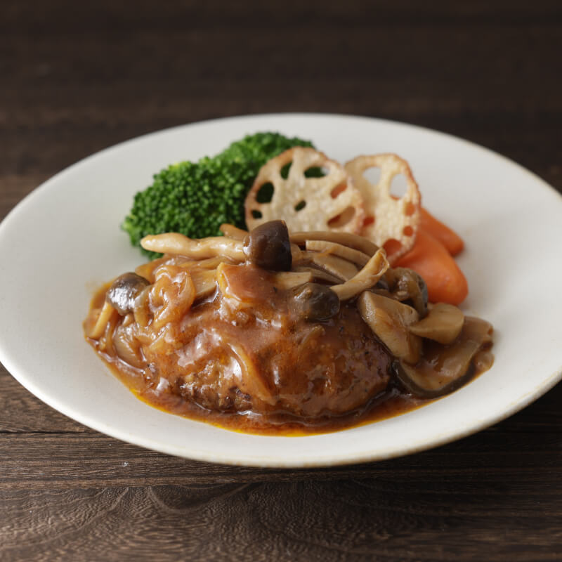 鳥取和牛と国産豚の旨味を味わう。ふんわり手ごねハンバーグ。