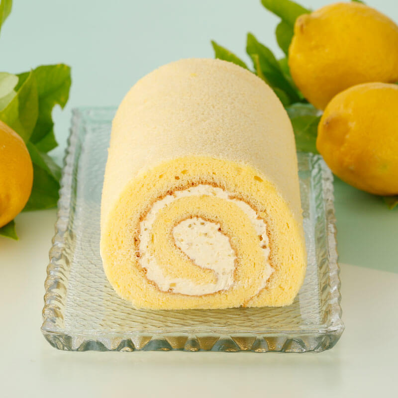 レモンが香る甘酸っぱいバターロールケーキ