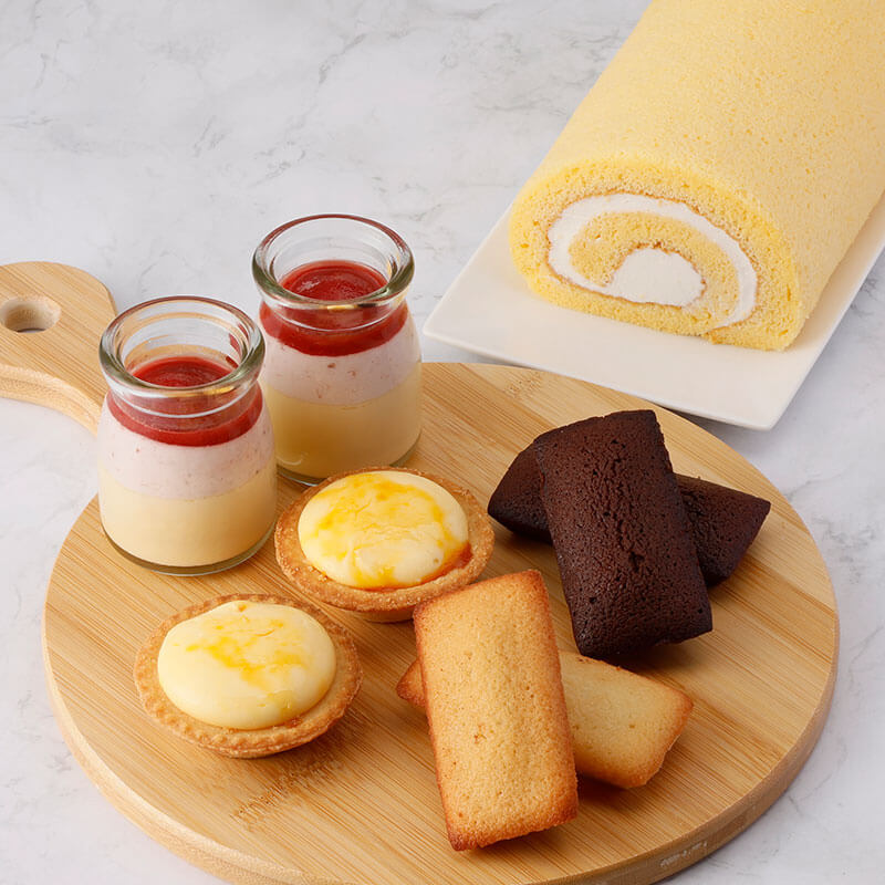 春限定のフローズン苺ぷりんに、コッコロールや大江ノ郷タルト、フィナンシェを詰め合わせた送料込みセット