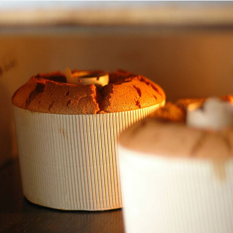 卵の力でふんわり焼き上げます_たまごシフォンケーキ