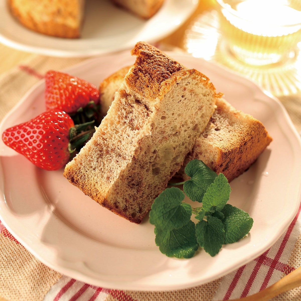 春の笑顔セット_ミニ苺シフォンケーキ