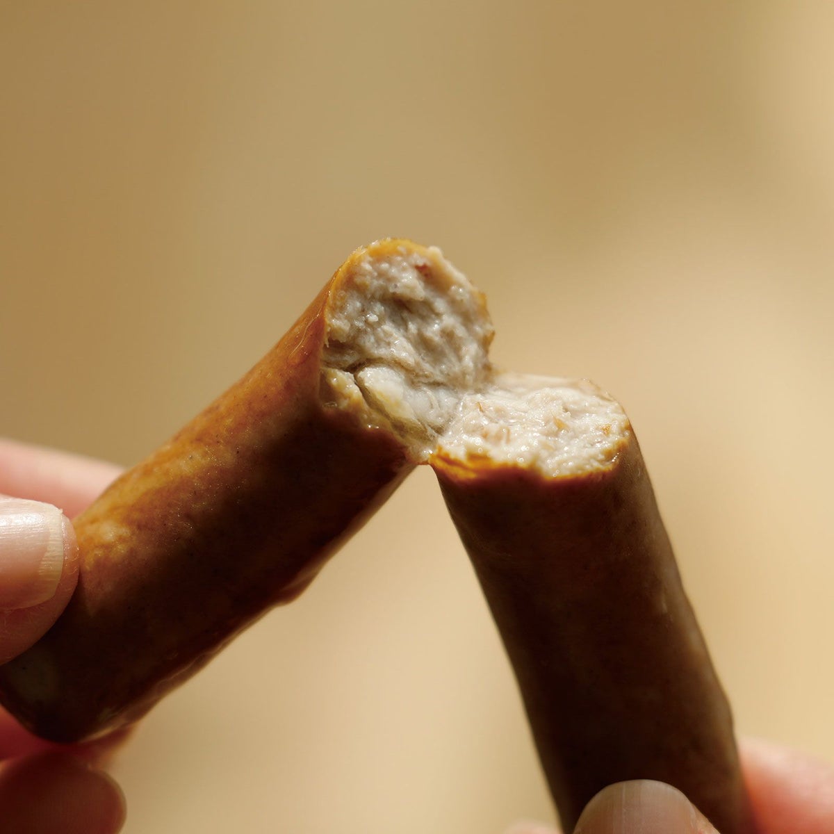 お肉本来の味わいが広がる無添加ソーセージ