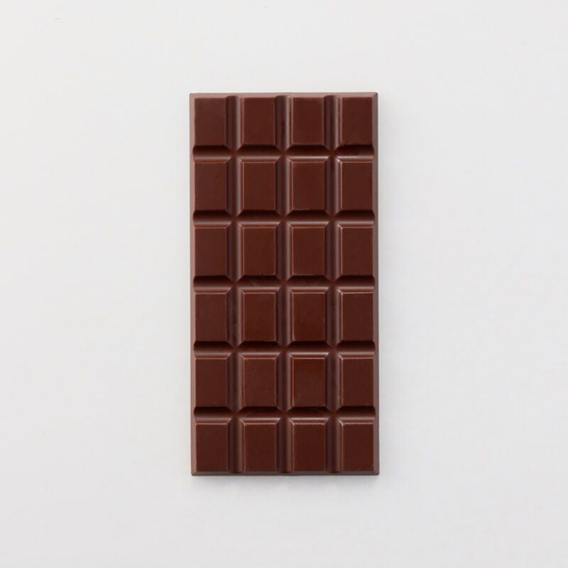 ペルー産のカカオ豆から作るカカオ70％のビターチョコレート